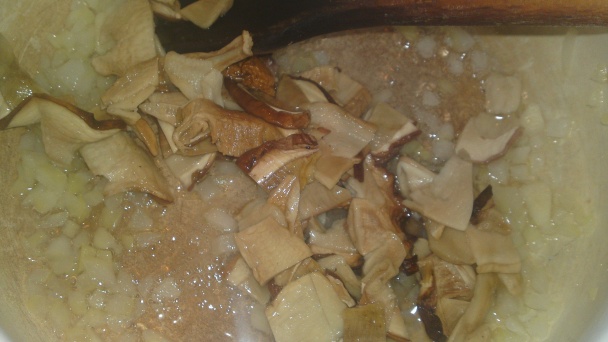 Sviatočná plnka do hydiny a rôznych mäsových rolád (fotorecept) - obrázok 8