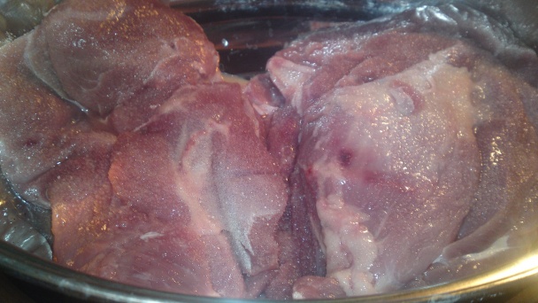 Morčacia roláda plnená sviatočnou plnkou na víne a pomarančoch (fotorecept) - obrázok 2