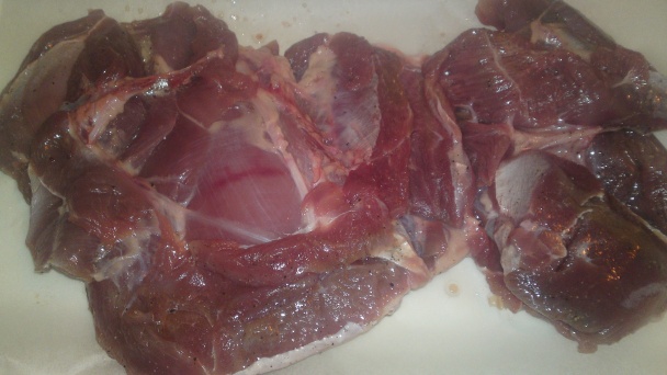 Morčacia roláda plnená sviatočnou plnkou na víne a pomarančoch (fotorecept) - obrázok 5