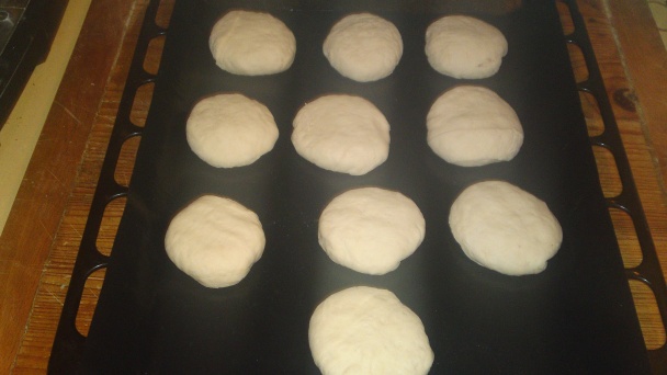 Domáce maslové žemle s mliekom (fotorecept) - obrázok 12