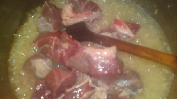 Hovädzie kocky na dubákoch (fotorecept) - obrázok 5