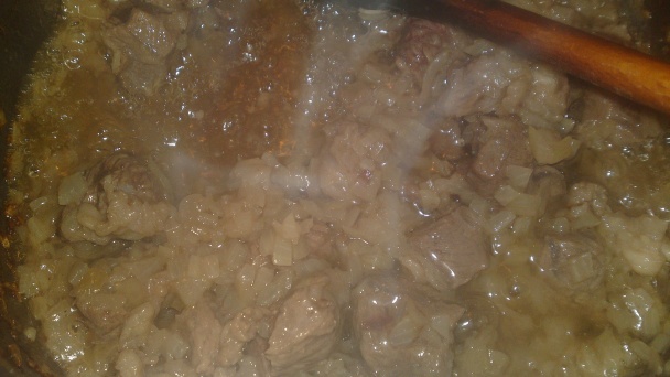 Hovädzie kocky na dubákoch (fotorecept) - obrázok 6