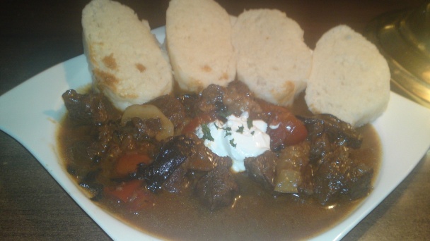 Hovädzie kocky na dubákoch (fotorecept) - obrázok 14