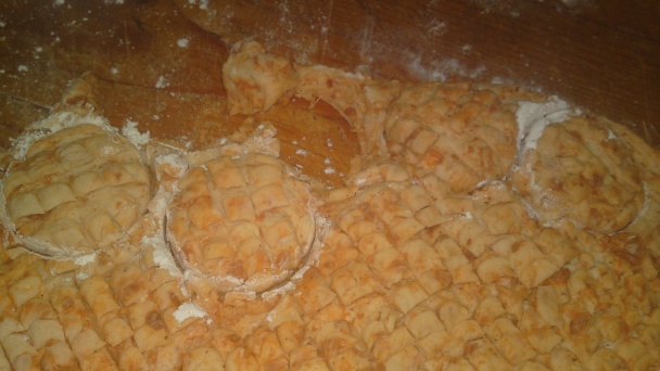 Prekladané lístkové klobásové pagáčiky (fotorecept) - obrázok 20