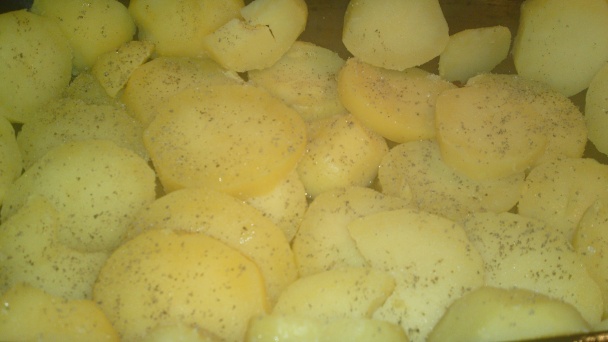 Zapečené prekladané zemiaky s dubákmi (fotorecept) - obrázok 12