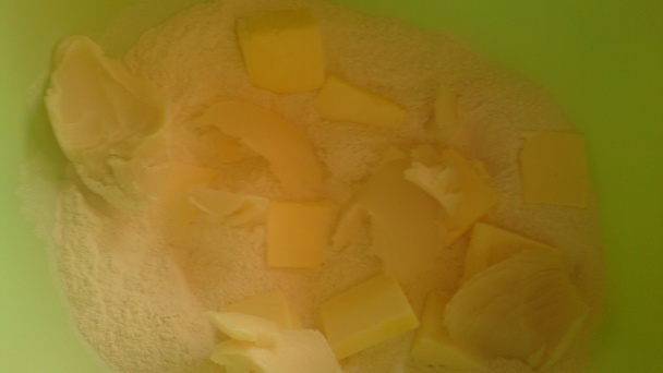 Krehké nekysnuté rýchle syrové pagáčiky s pecorinom a sezamom (fotorecept) - obrázok 6