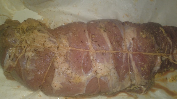 Korenená roláda z bravčového orecha s medovo-horčicovou glazúrou (fotorecept) - obrázok 5