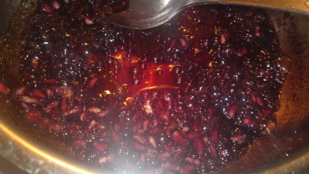 Pečené kačacie prsia na rozmaríne s granátovým jablkom v karamelovej omáčke (fotorecept) - obrázok 12