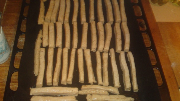 Lístkové oškvarkové tyčinky k vínečku (fotorecept) - obrázok 15