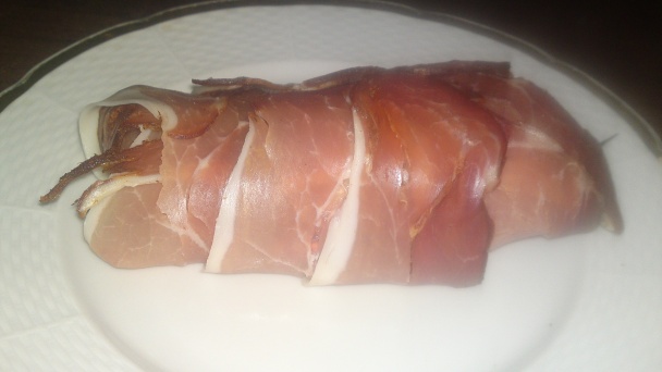 Kuracie prsia plnené bylinkovým maslom obalené v schwarzwaldskej šunke (fotorecept) - obrázok 6