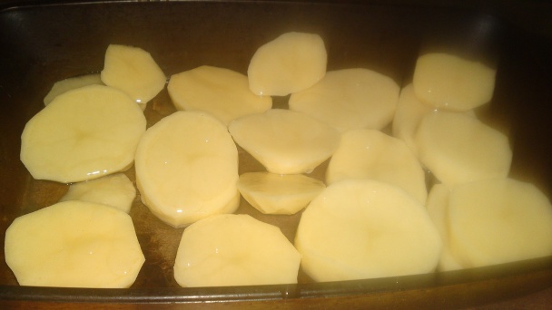 Kuracie prsia plnené bylinkovým maslom obalené v schwarzwaldskej šunke (fotorecept) - obrázok 7