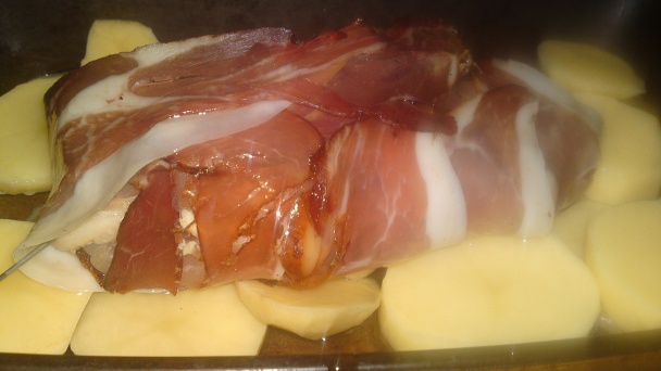 Kuracie prsia plnené bylinkovým maslom obalené v schwarzwaldskej šunke (fotorecept) - obrázok 8