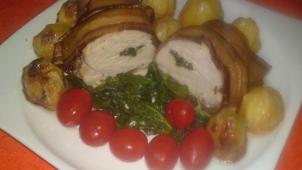 Jarné kuracie prsia plnené bryndzou a špenátom obalené údenou slaninkou (fotorecept) - obrázok 17