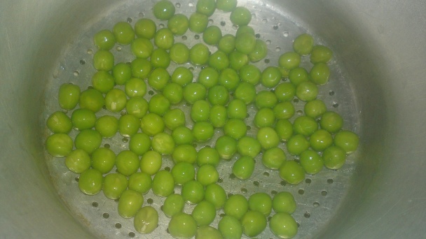 Prírodný rezeň z teľacieho stehna s cukrovým hráškom (fotorecept) - obrázok 9