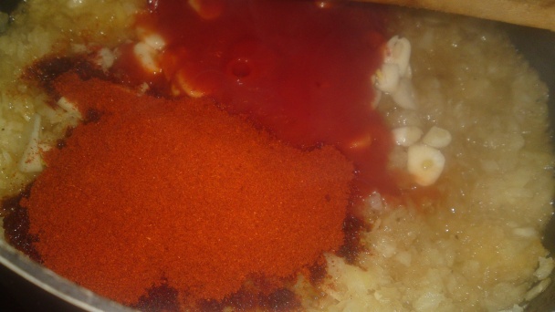 Maďarský kurací paprikáš s haluškami (fotorecept) - obrázok 8