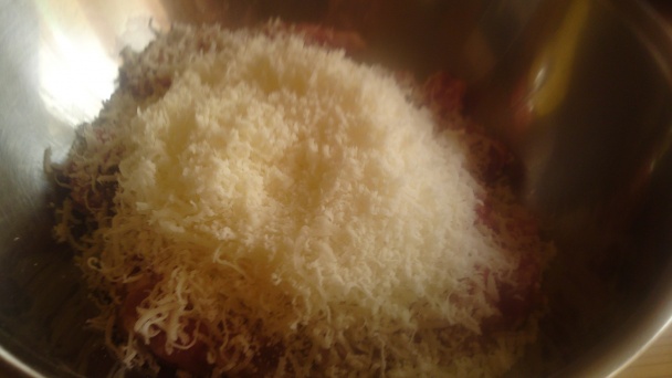 Polievka z cukrového hrášku s mäsovými knedličkami s feniklom a pecorinom (fotorecept) - obrázok 4