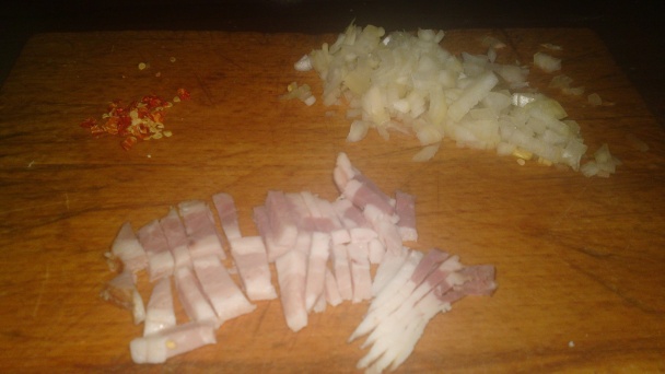 Tagliatelle so smrčkami, špenátom, cherry paradajkami a parmezánom (fotorecept) - obrázok 10