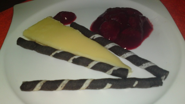 Torta z bielej čokolády s jahodovou omáčkou (fotorecept) - obrázok 17