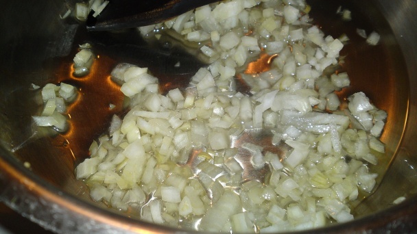 Halušky s vajcom, cibuľkou a údenou slaninkou (fotorecept) - obrázok 12