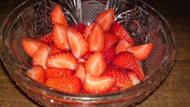 Pikantný rýchly dezert z čerstvých jahôd (fotorecept) - obrázok 8