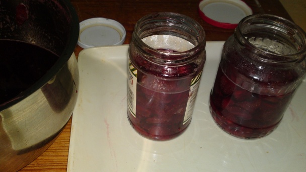 Sirupovitý jahodový džem s kúskami jahôd (fotorecept) - obrázok 13