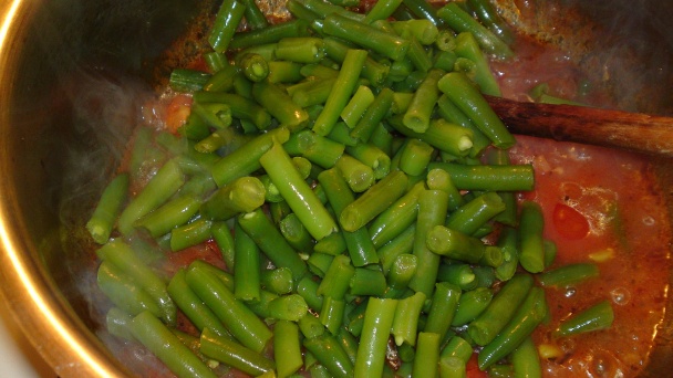 Pikantné zelené fazuľkové struky s paradajkami (fotorecept) - obrázok 12