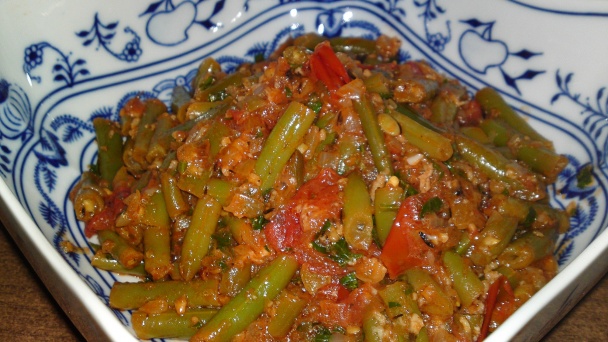 Pikantné zelené fazuľkové struky s paradajkami (fotorecept) - obrázok 19