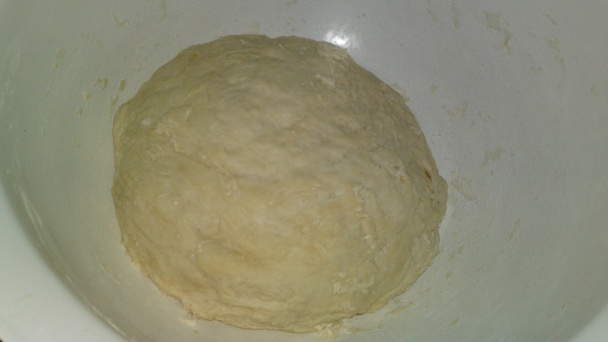 Posúch so smotanou, údenou klobásou, slaninkou, červenou cibuľou a cesnakom (fotorecept) - obrázok 2