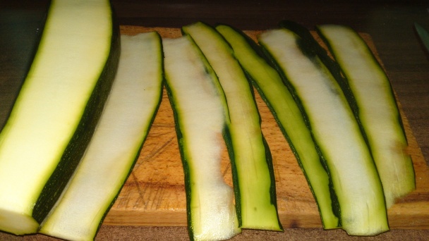 Predjedlo z baklažánu, cukety, červenej cibule a prosciutto crudo (fotorecept) - obrázok 2