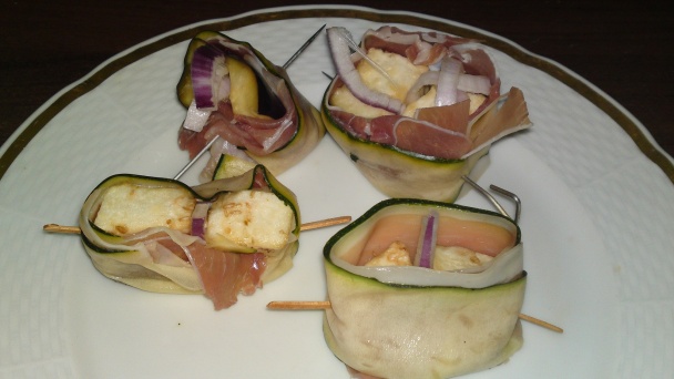 Predjedlo z baklažánu, cukety, červenej cibule a prosciutto crudo (fotorecept) - obrázok 8