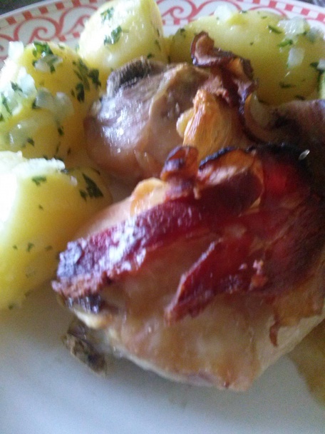 Pečené kura špikované cesnakom na masle s anglickou slaninou (fotorecept) - obrázok 12