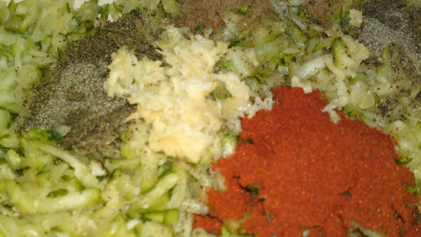 Chrumkavé fašírky z cukety so sezamom a syrom Ementál (fotorecept) - obrázok 7