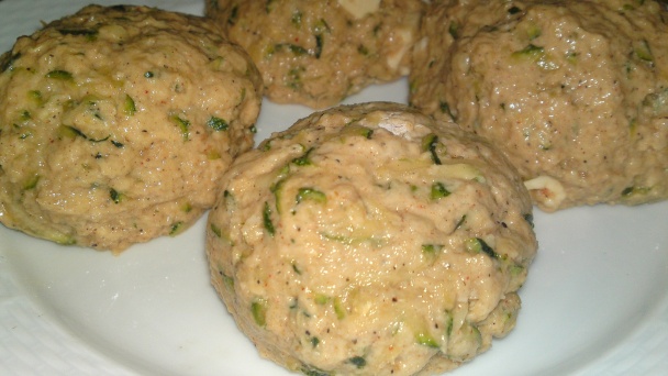 Chrumkavé fašírky z cukety so sezamom a syrom Ementál (fotorecept) - obrázok 14