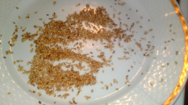 Chrumkavý uhorkový šalát s opraženým sezamom (fotorecept) - obrázok 4