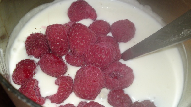 Smotanovo-malinová torta (fotorecept) - obrázok 17