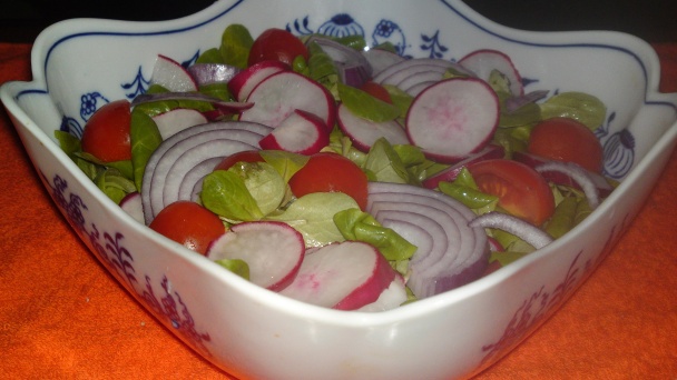 Letný šalát zo žeruchy a marinovaných reďkoviek so cherry paradajkami (fotorecept) - obrázok 9