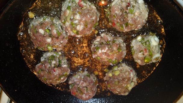 Arabské mäsové guľôčky z jahňacieho mäsa s mätou a jogurtom (fotorecept) - obrázok 12