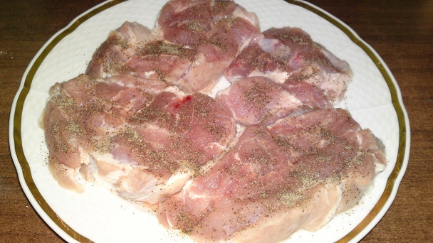 Pikantné marinované a zapečené rezne z krkovičky (fotorecept) - obrázok 2