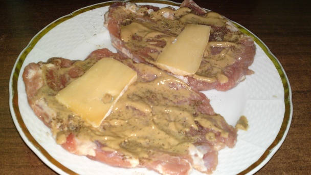 Plnené rezne z krkovičky v paprikovom obale (fotorecept) - obrázok 4