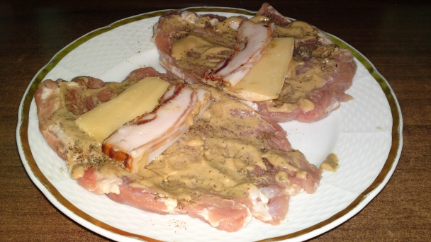 Plnené rezne z krkovičky v paprikovom obale (fotorecept) - obrázok 5