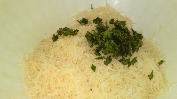 Vyprážané syrové guľky bez obaľovania (fotorecept) - obrázok 2