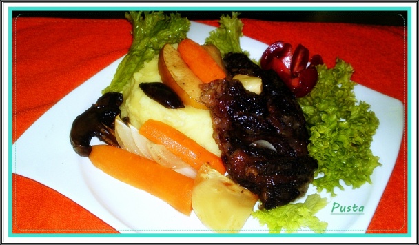 Teľacie líčka pomaly pečené na Chardonnay s jablkom, portobello a zeleninou (fotorecept) - obrázok 10