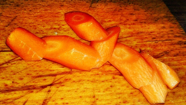 Krkovička pečená na zelenine a na Kláštornom bielom víne cuvée (fotorecept) - obrázok 7