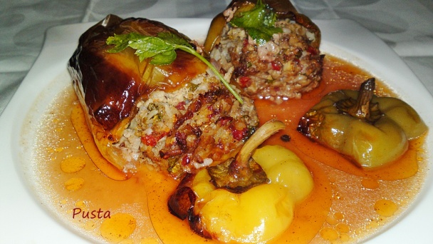 Biber Dolmasi - turecké plnené papriky (fotorecept) - obrázok 16