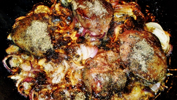 Morčacia pečeň na šalvii, jablkách a Cabernet Sauvignon (fotorecept) - obrázok 9