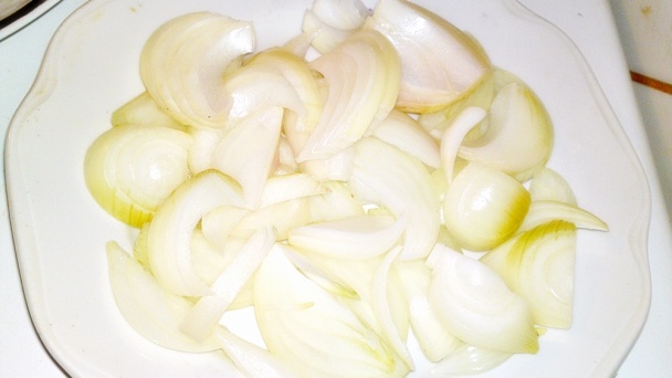 Zapekané prekladané zemiaky s dubákmi a Pick klobásou (fotorecept) - obrázok 4