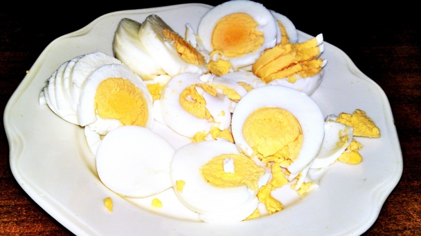 Zapekané prekladané zemiaky s dubákmi a Pick klobásou (fotorecept) - obrázok 7