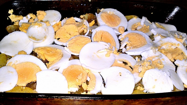 Zapekané prekladané zemiaky s dubákmi a Pick klobásou (fotorecept) - obrázok 10