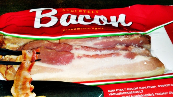 Pečené baby kuriatka s bylinkovým maslom, citrónom a bakoňskou slaninou (fotorecept)  - obrázok 15