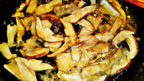 Zapečené dubáky na ruský spôsob Julienne (fotorecept) - obrázok 4